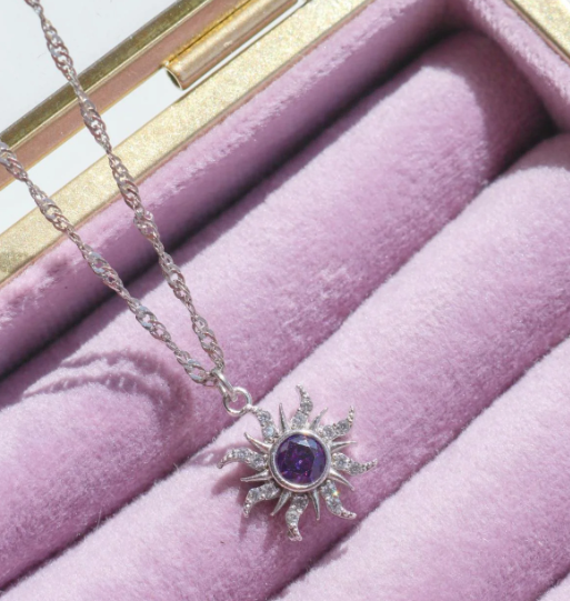 Lavie Jewels™ - RAPUNZEL HALSKEDJA "VACKRA PRINSESSAN"